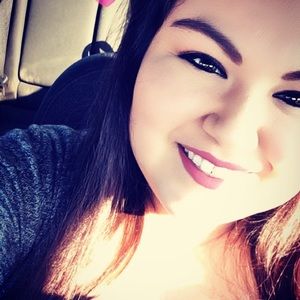 Meet your Posher, Ilene